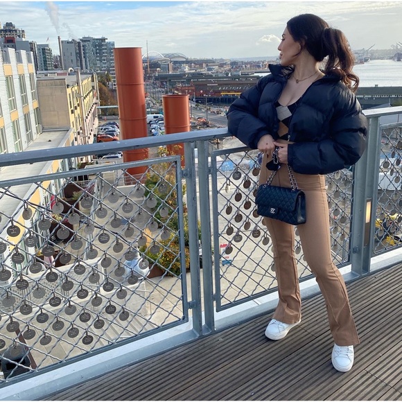 Meet your Posher, Malika - Picture 3 of 4